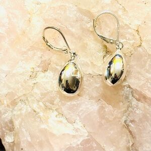 .925 Sterling silver teardrop earrings